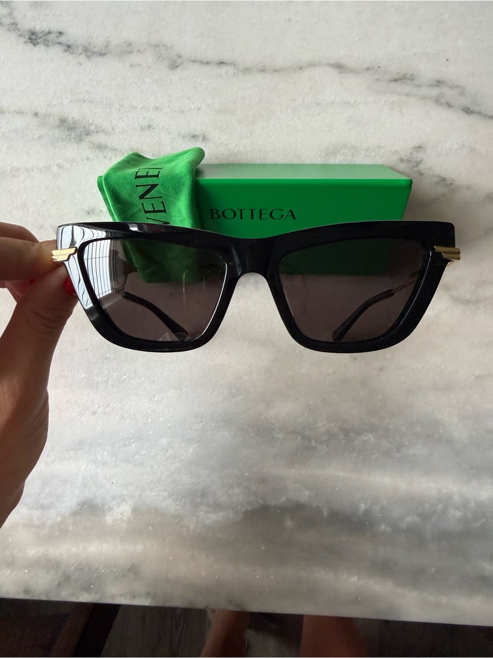Bottega Veneta Cat-eye Sunglasses - Picture 8 of 8